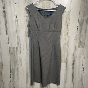 Ann Taylor Vintage‎ SleevelessV Neck Micro Houndstooth Wool Dress Gray size 2